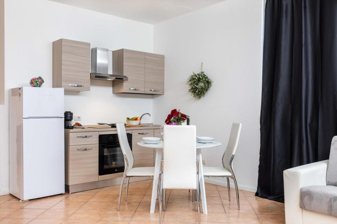 Loft Porta Romana - Cozy Apartment & Wi-Fi Milánó Kültér fotó