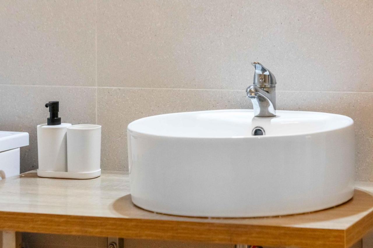 Loft Porta Romana - Cozy Apartment & Wi-Fi Milánó Kültér fotó