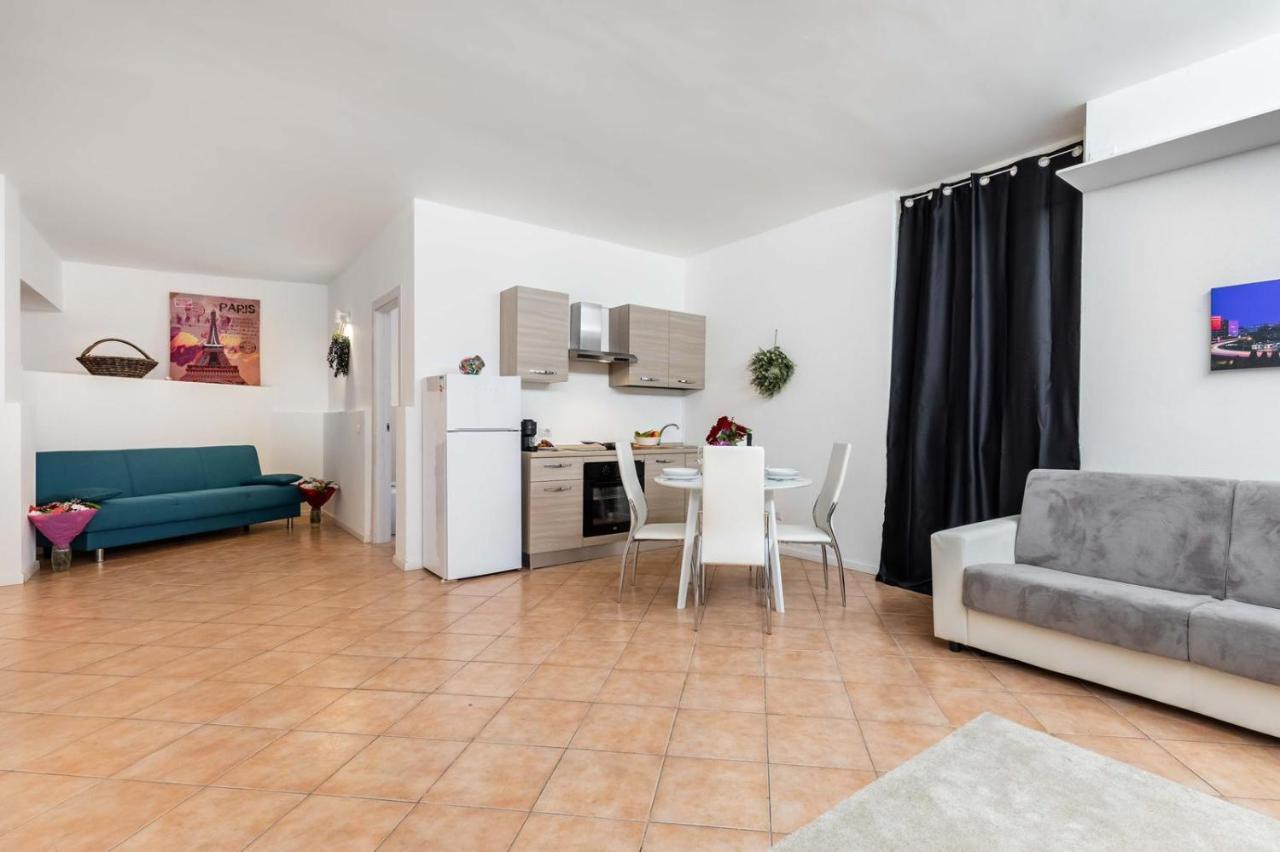 Loft Porta Romana - Cozy Apartment & Wi-Fi Milánó Kültér fotó